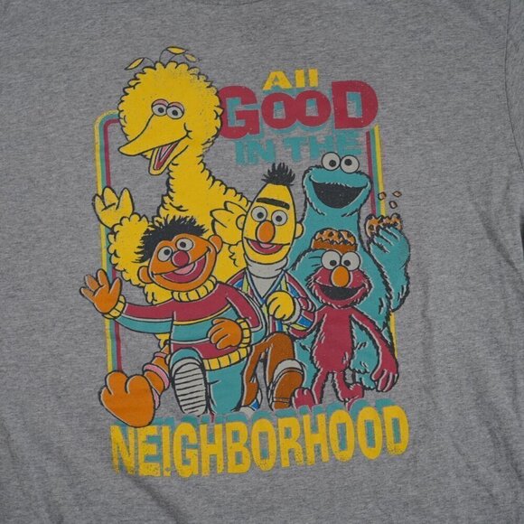 Sesame Street Men's All Good In The Neighborhood Vintage Distressed Tee T-Shirt - Picture 2 of 4